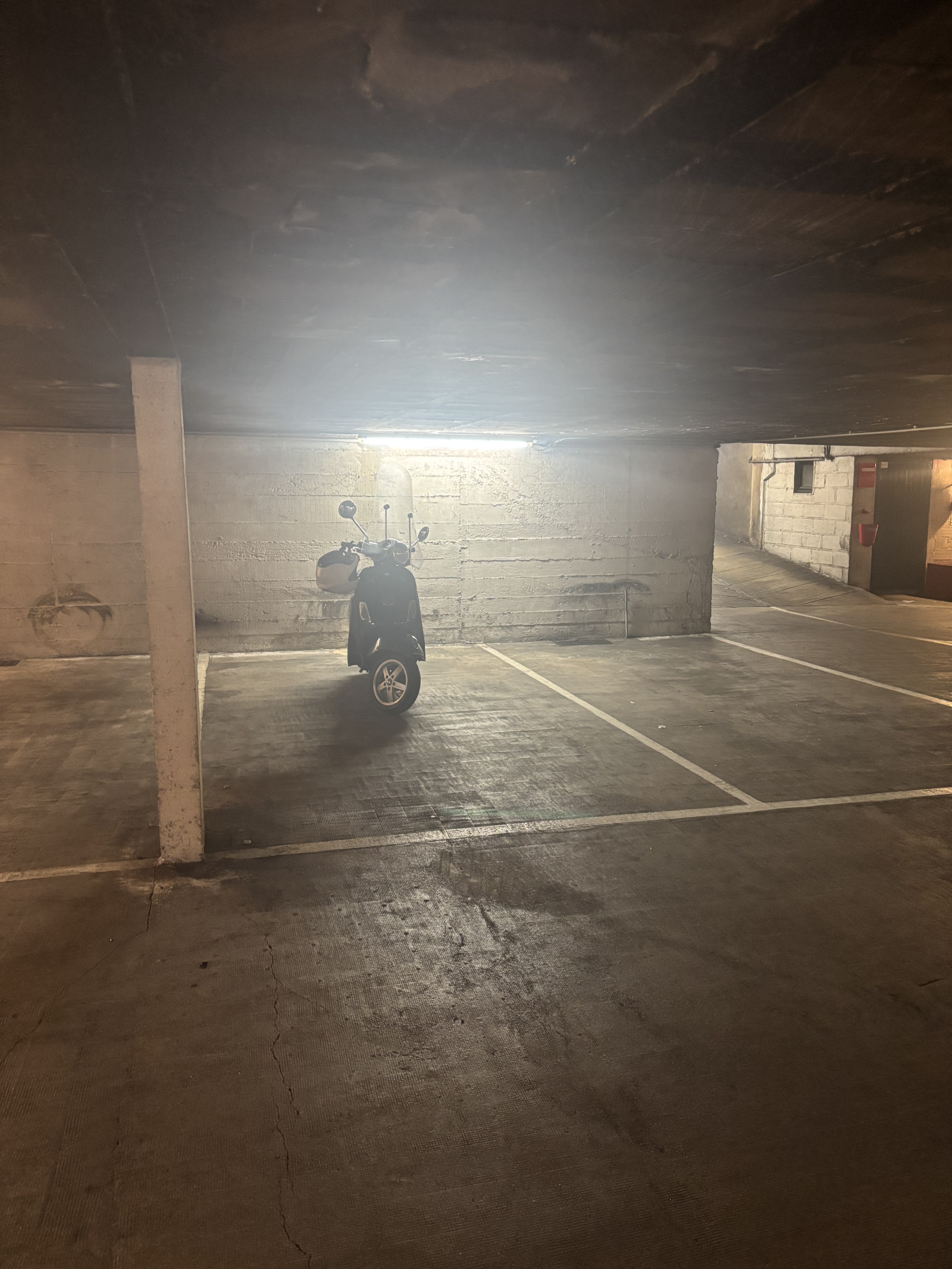 Image_3, Parking, Asnières-sur-Seine, ref :49