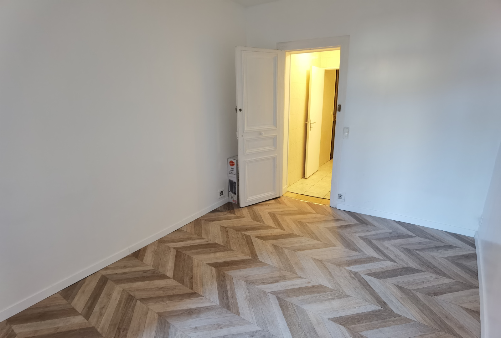 Image_1, Studio, Gennevilliers, ref :57